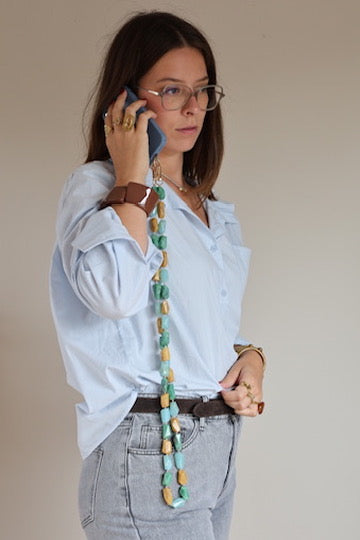 Chaîne de téléphone Laura