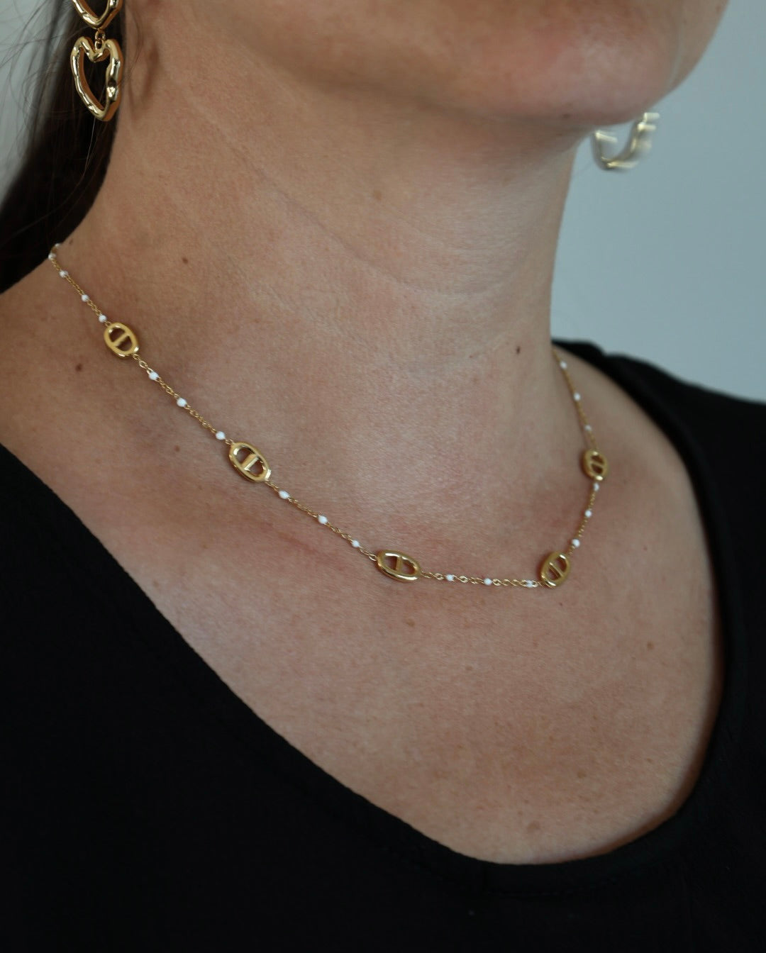 COLLIER LOU S