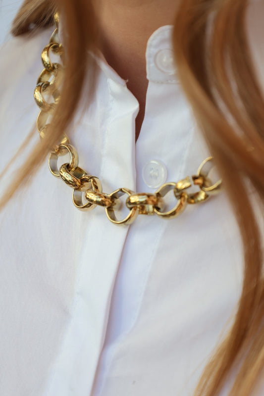COLLIER ANGIE