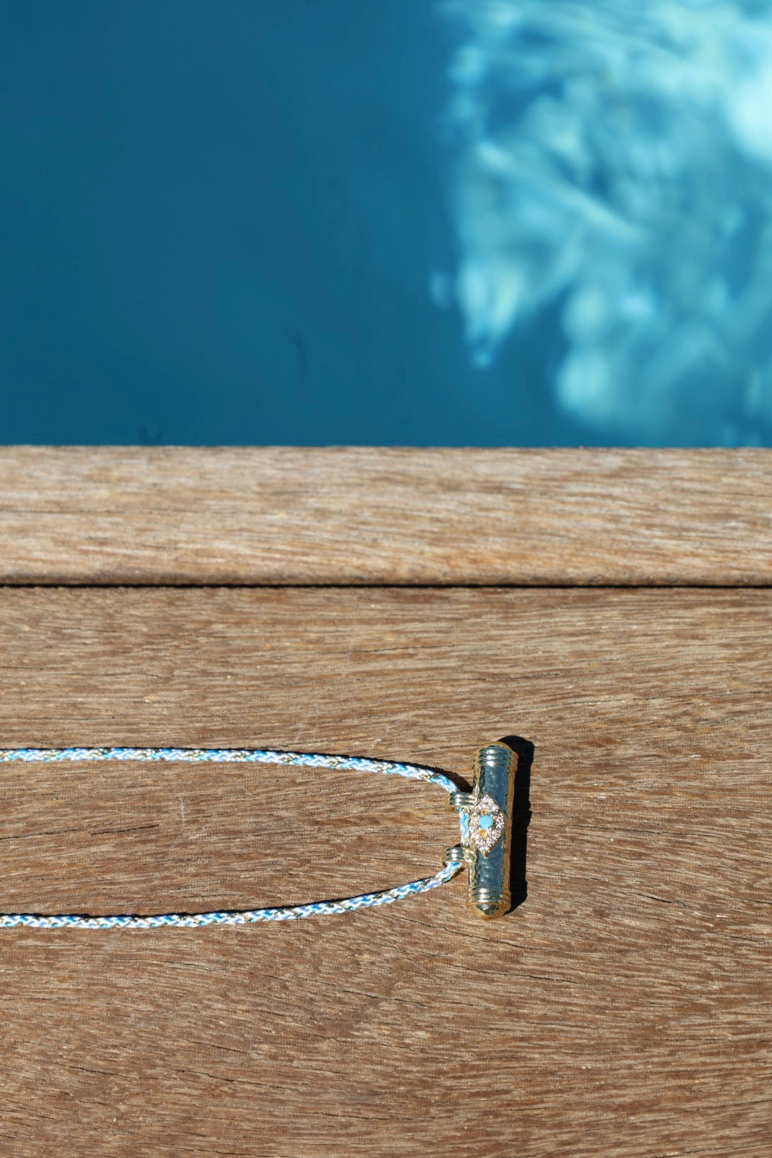 COLLIER LUCAS