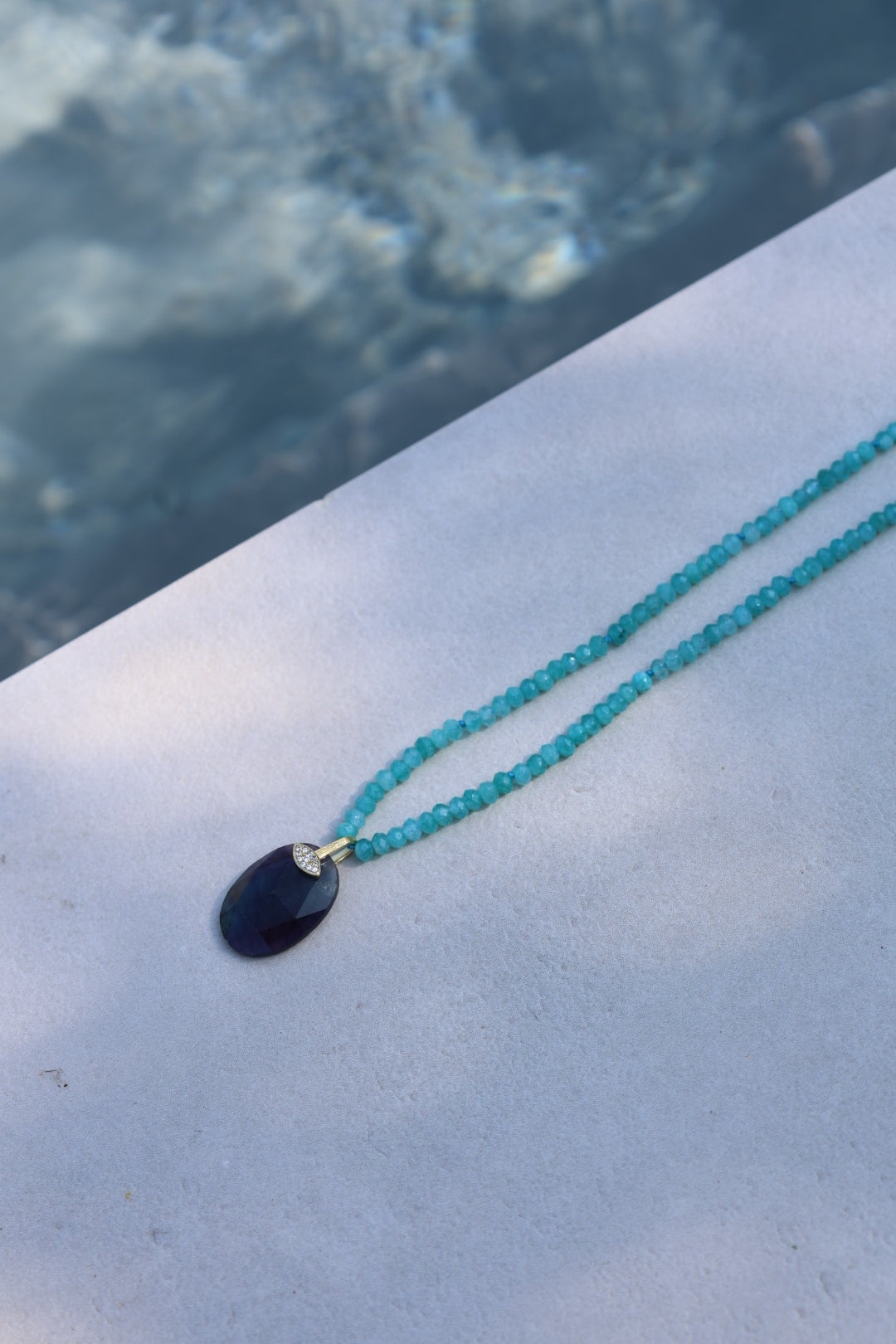 COLLIER AURELIE
