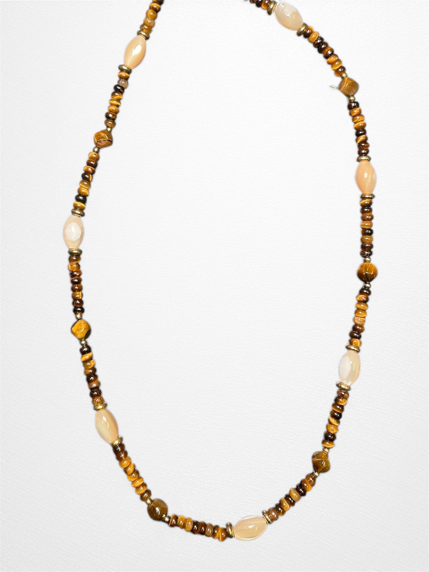 COLLIER ELIO