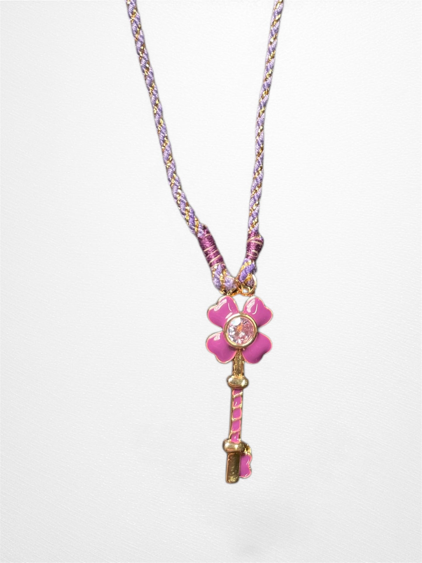 COLLIER JULIA