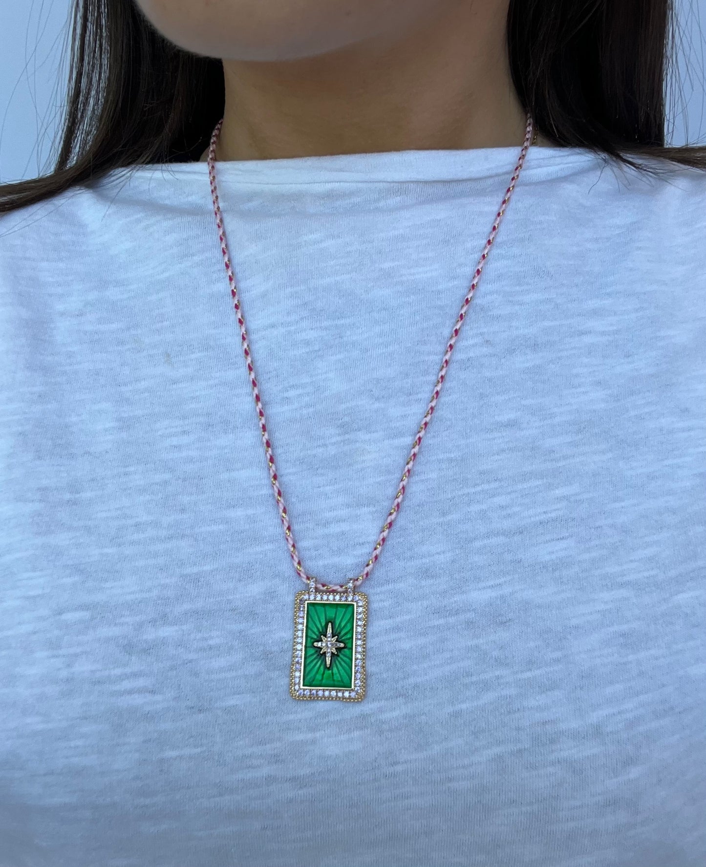 COLLIER JO