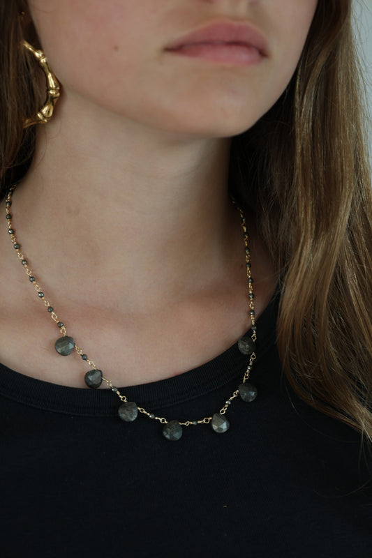 Collier Maé