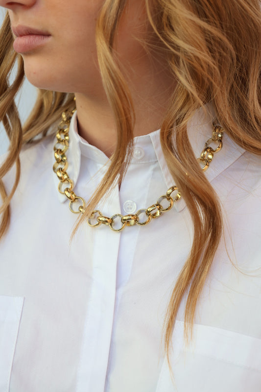 COLLIER ANGIE