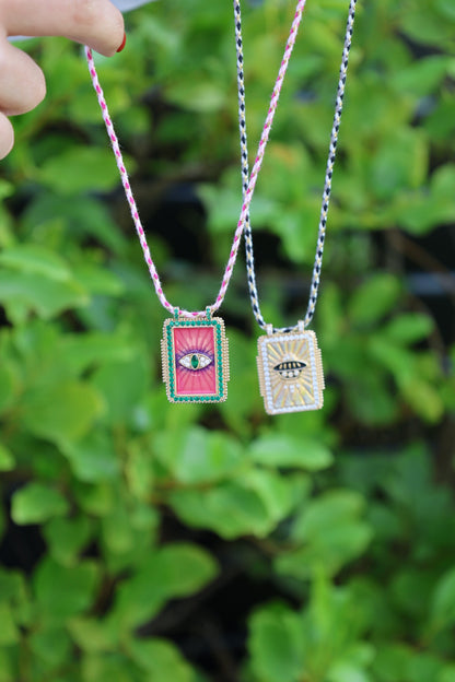 COLLIER JO