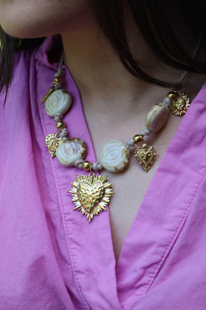 COLLIER HEDDA