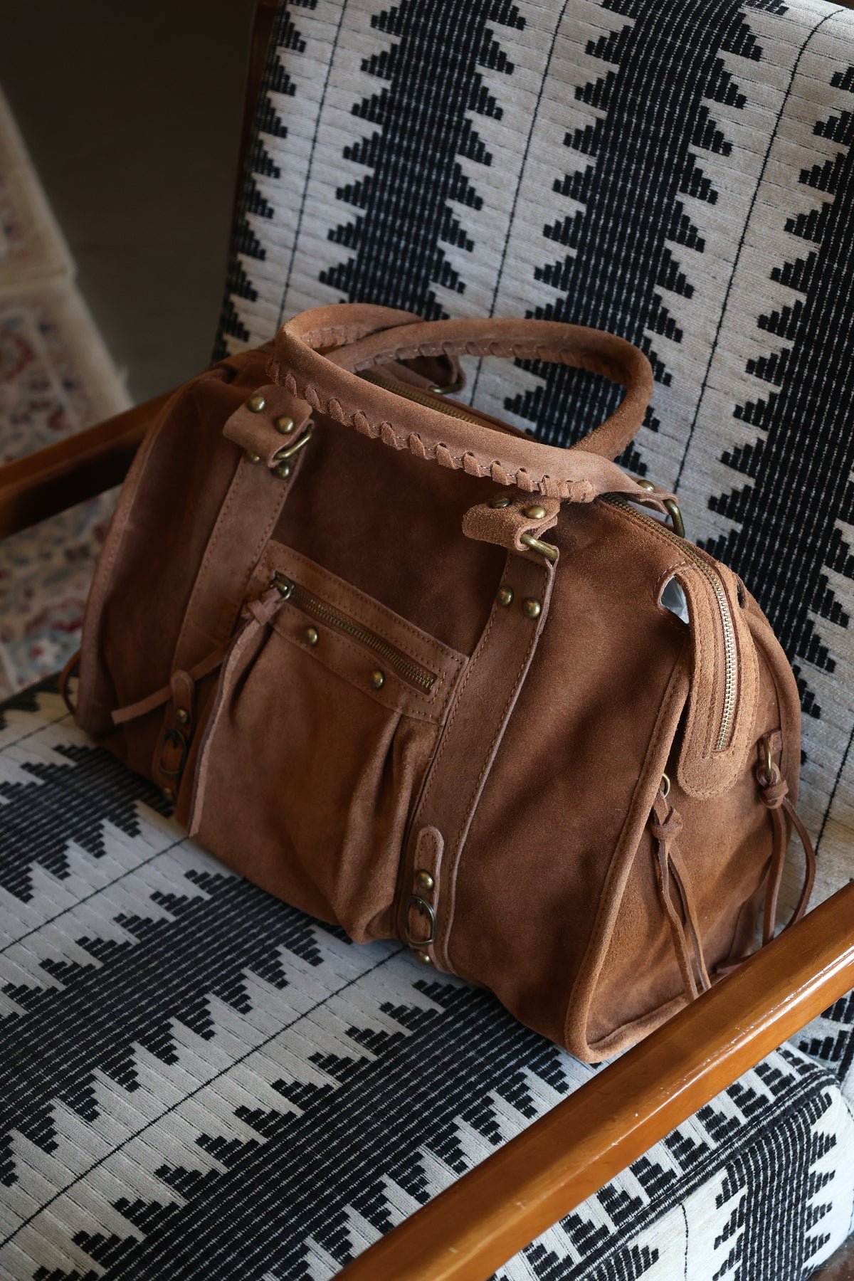 LARGE SUEDE SOHO BAG
