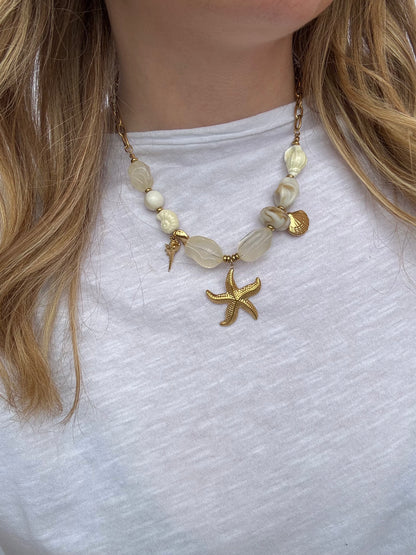 COLLIER SELINA