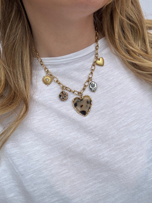 COLLIER AMARA